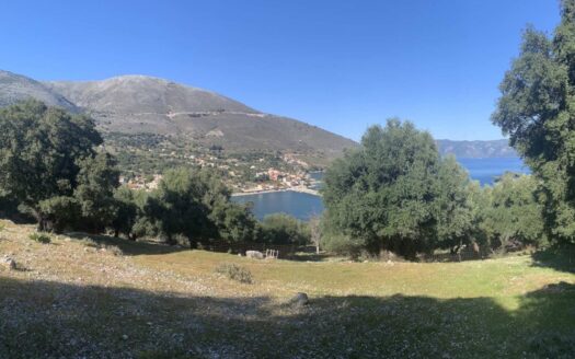 Terreno a Agia Efimia con vista mozzafiato